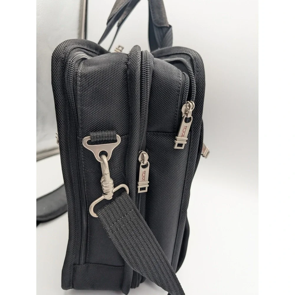 Tumi Black Ballistic Nylon Expandable Laptop Briefcase Messenger Bag 26141D4
